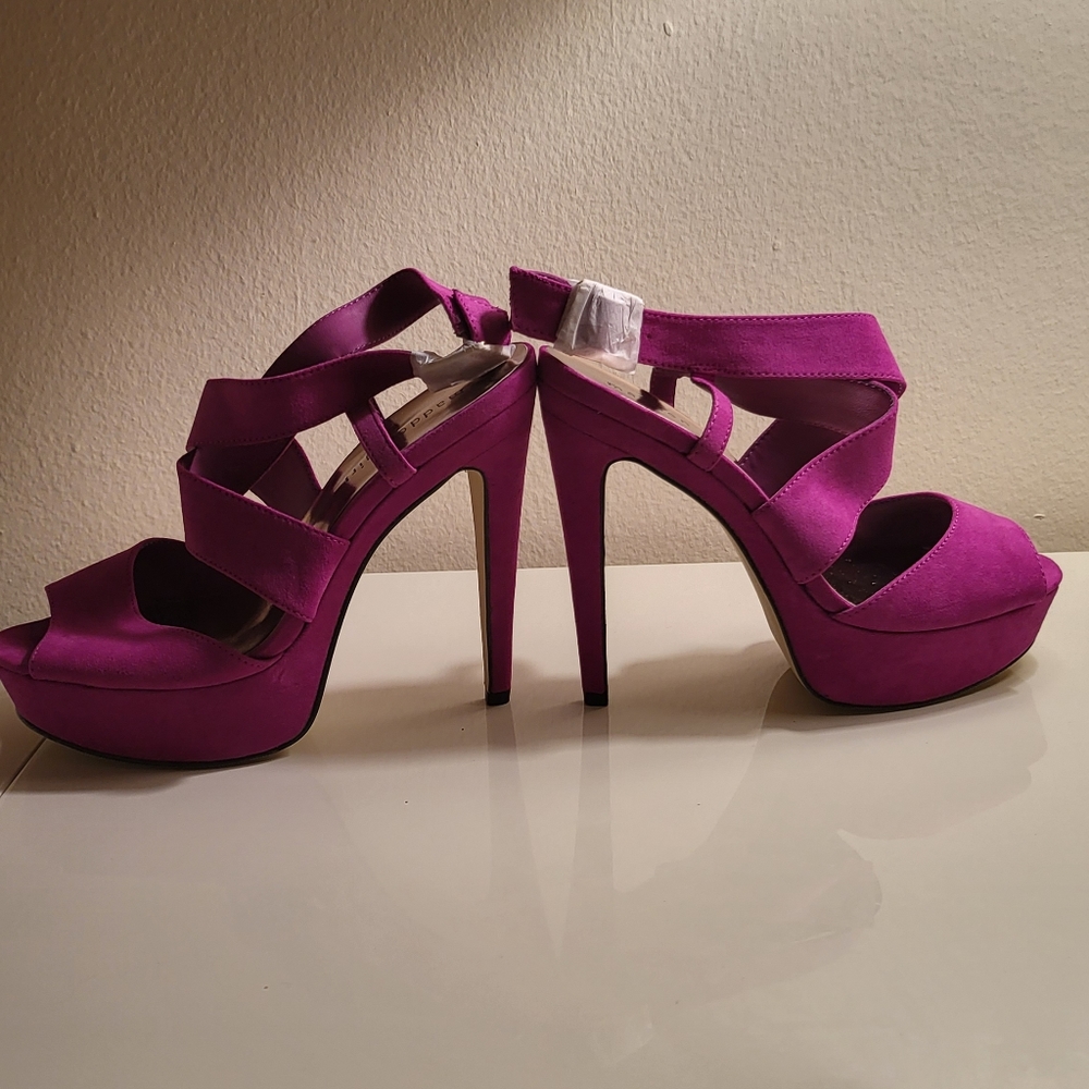 Madden girl high heels sandals fuschia size 9 new